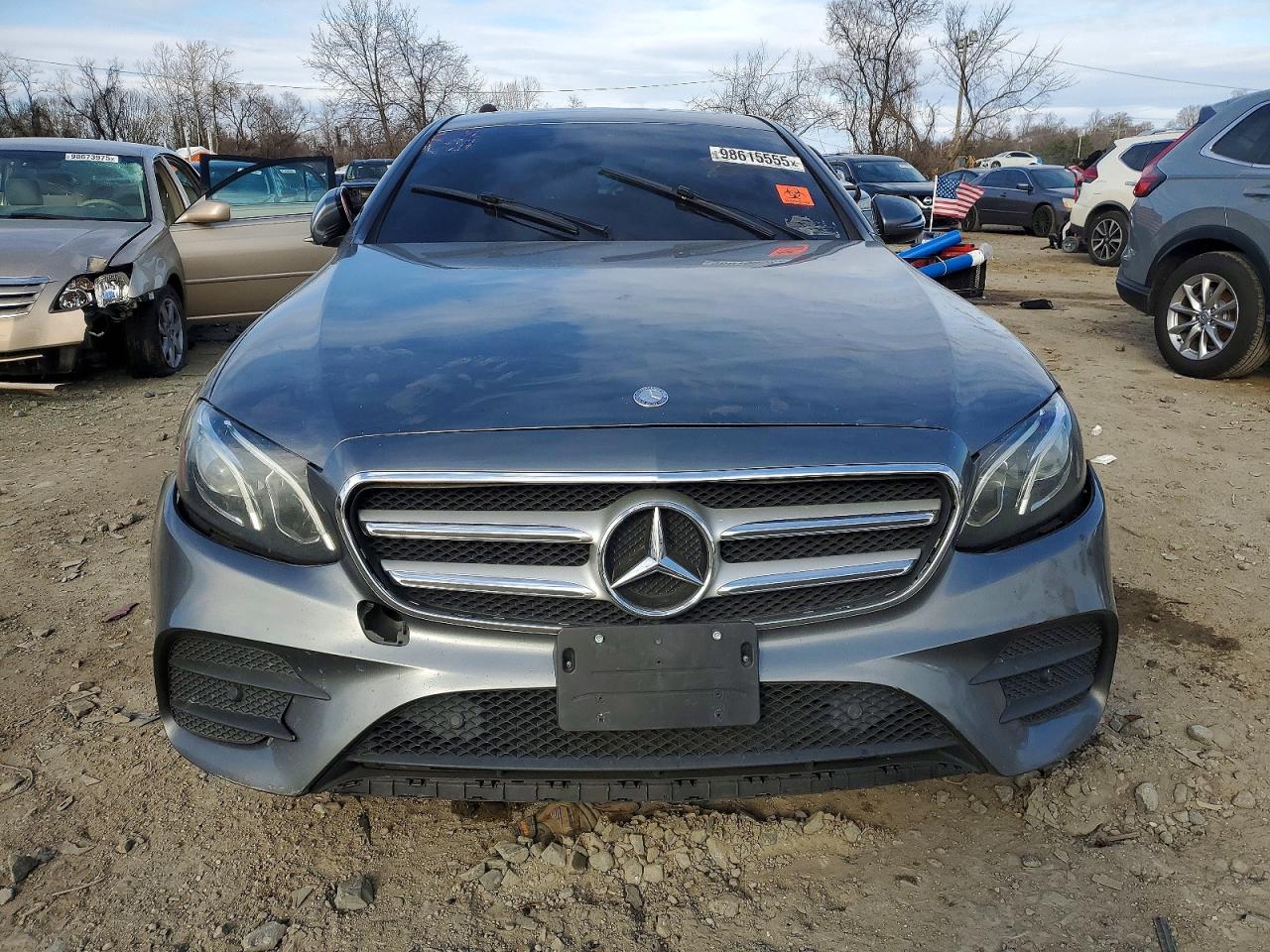 2017 MERCEDES-BENZ E 300 4MATIC photo 9