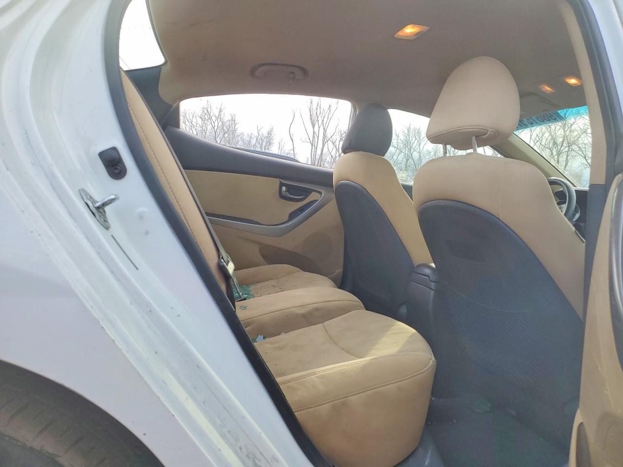 2013 HYUNDAI ELANTRA GLS photo 10