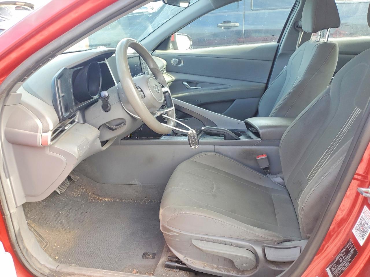 2022 HYUNDAI ELANTRA SEL photo 13
