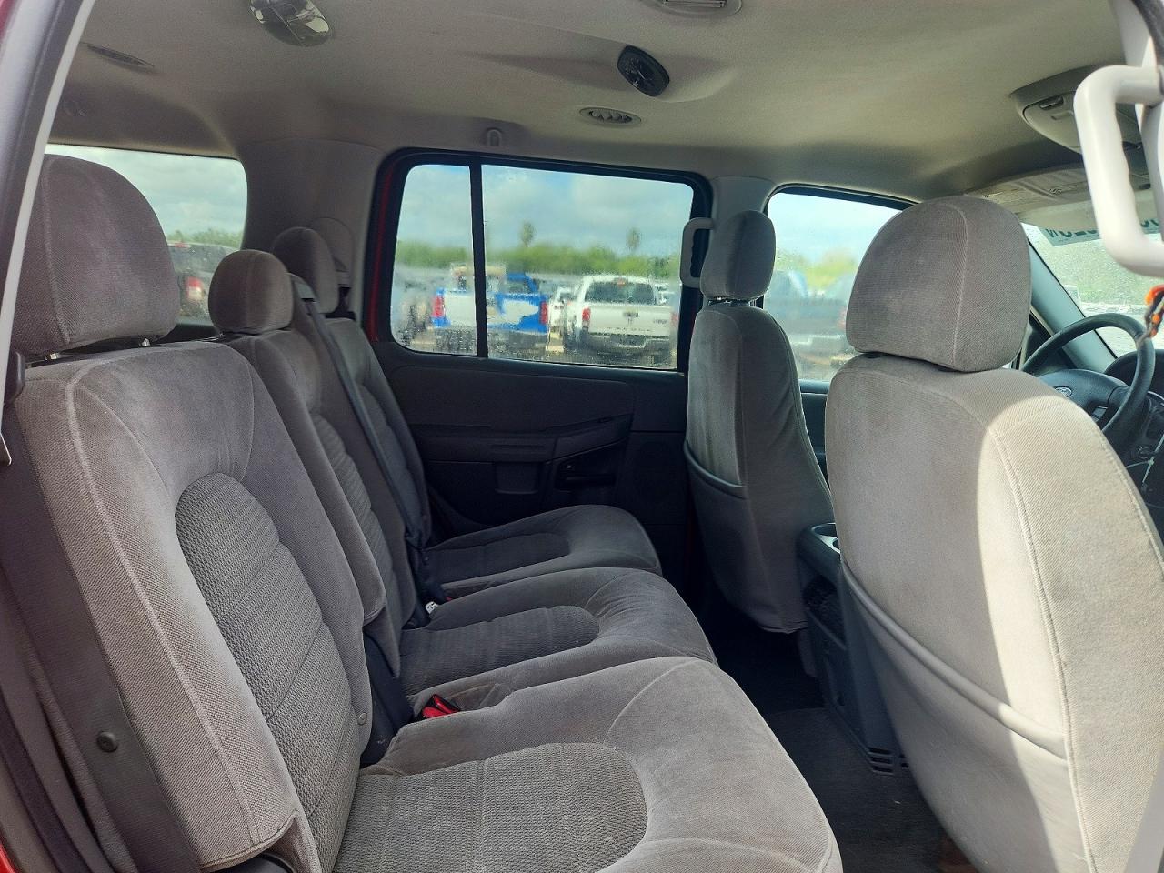 2005 FORD EXPLORER XLT photo 10