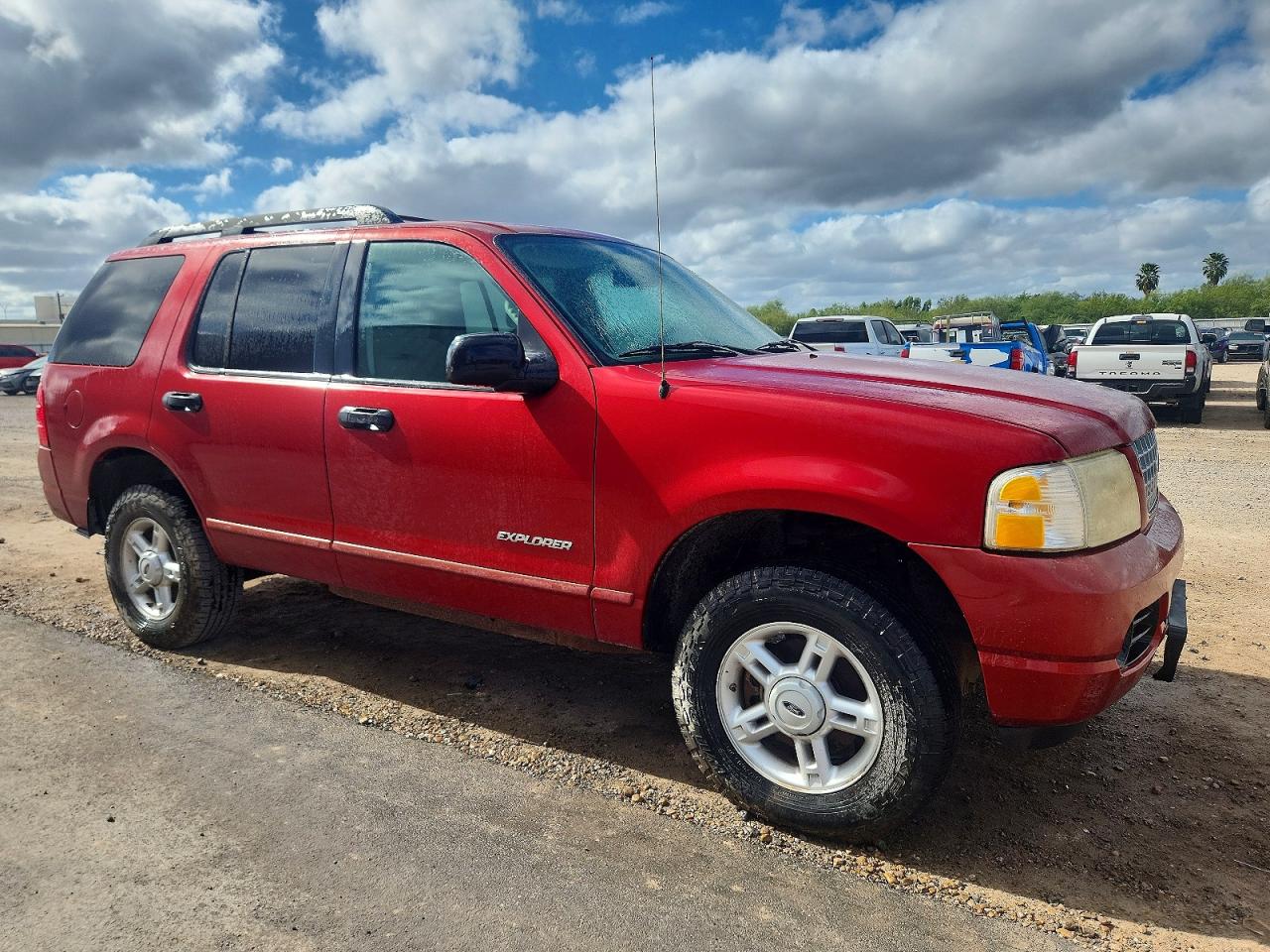 2005 FORD EXPLORER XLT photo 4