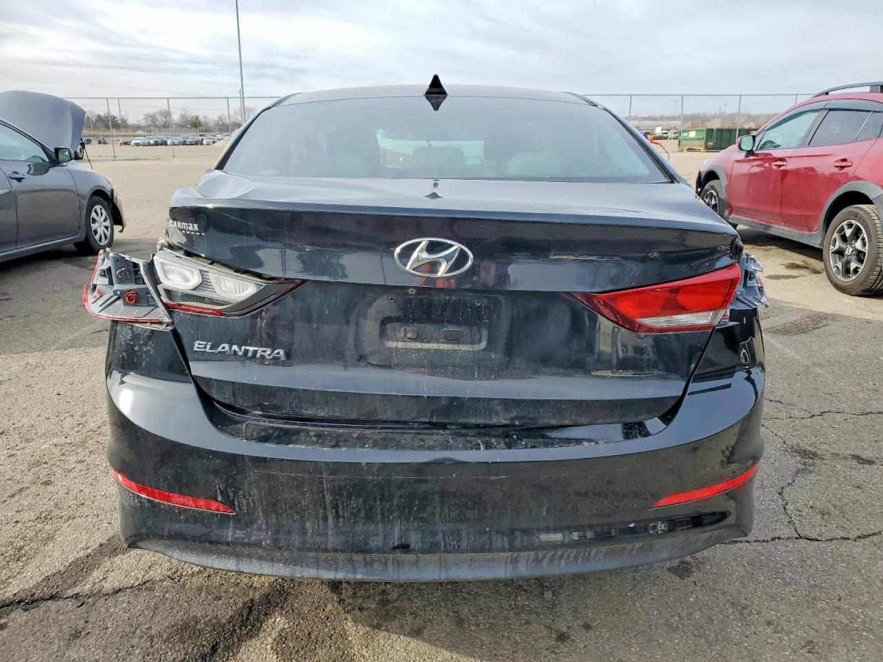 2017 HYUNDAI ELANTRA SE photo 6
