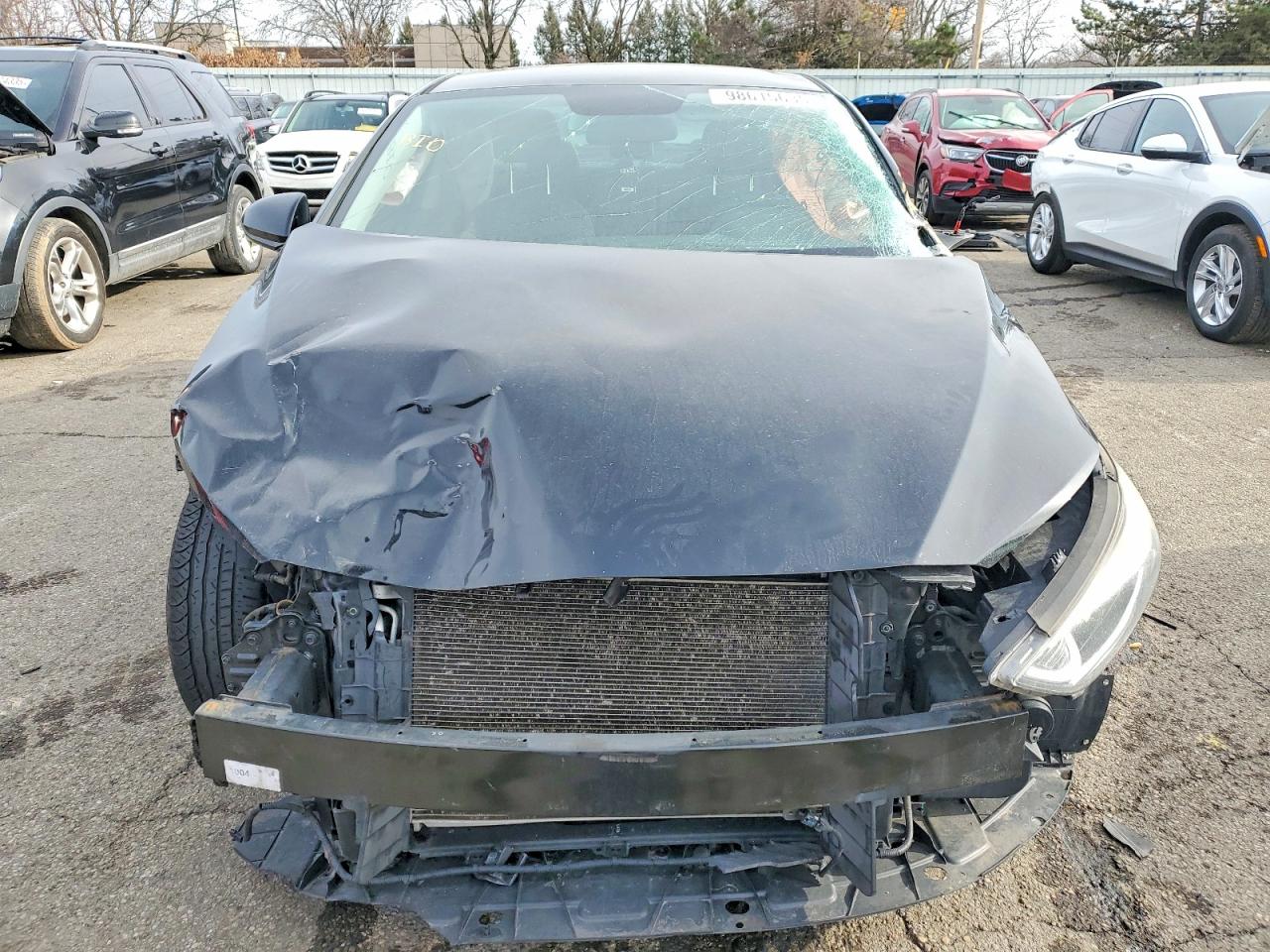 2017 HYUNDAI ELANTRA SE photo 5