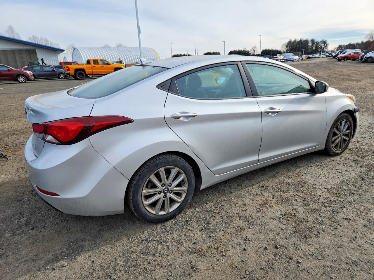2015 HYUNDAI ELANTRA SE photo 5