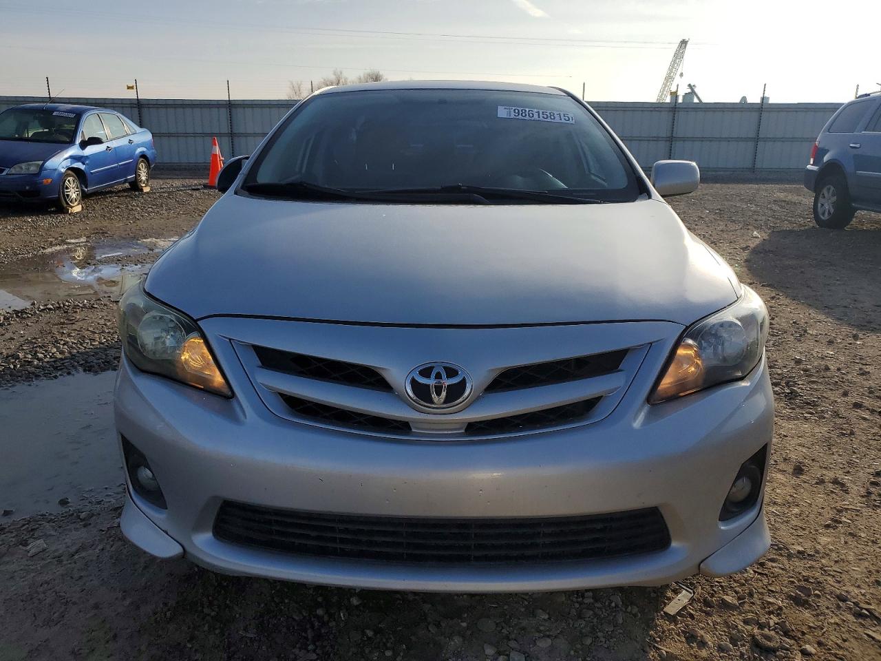 2011 TOYOTA COROLLA S photo 13