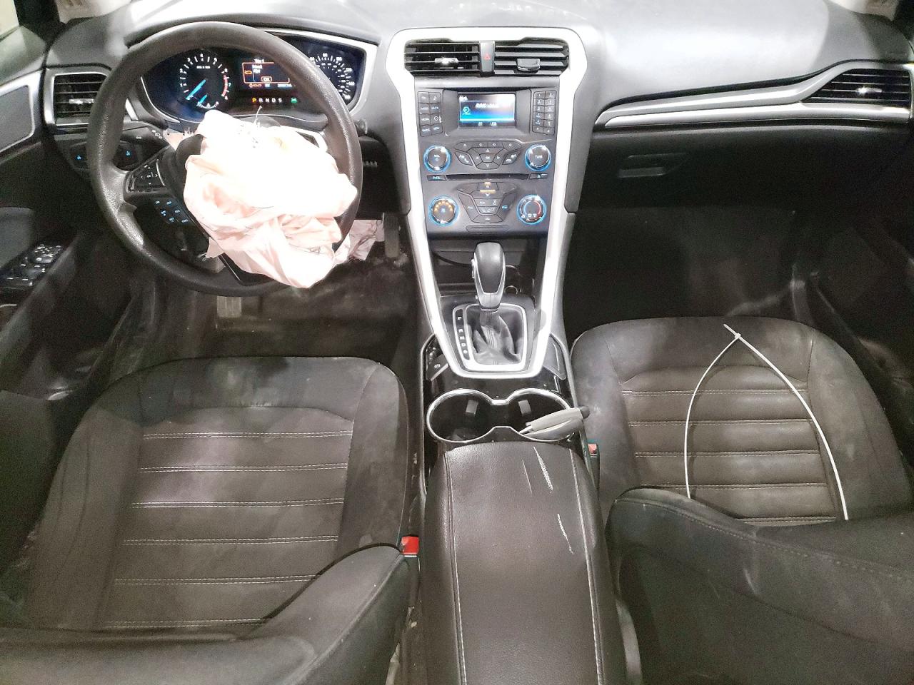 2014 FORD FUSION SE photo 8