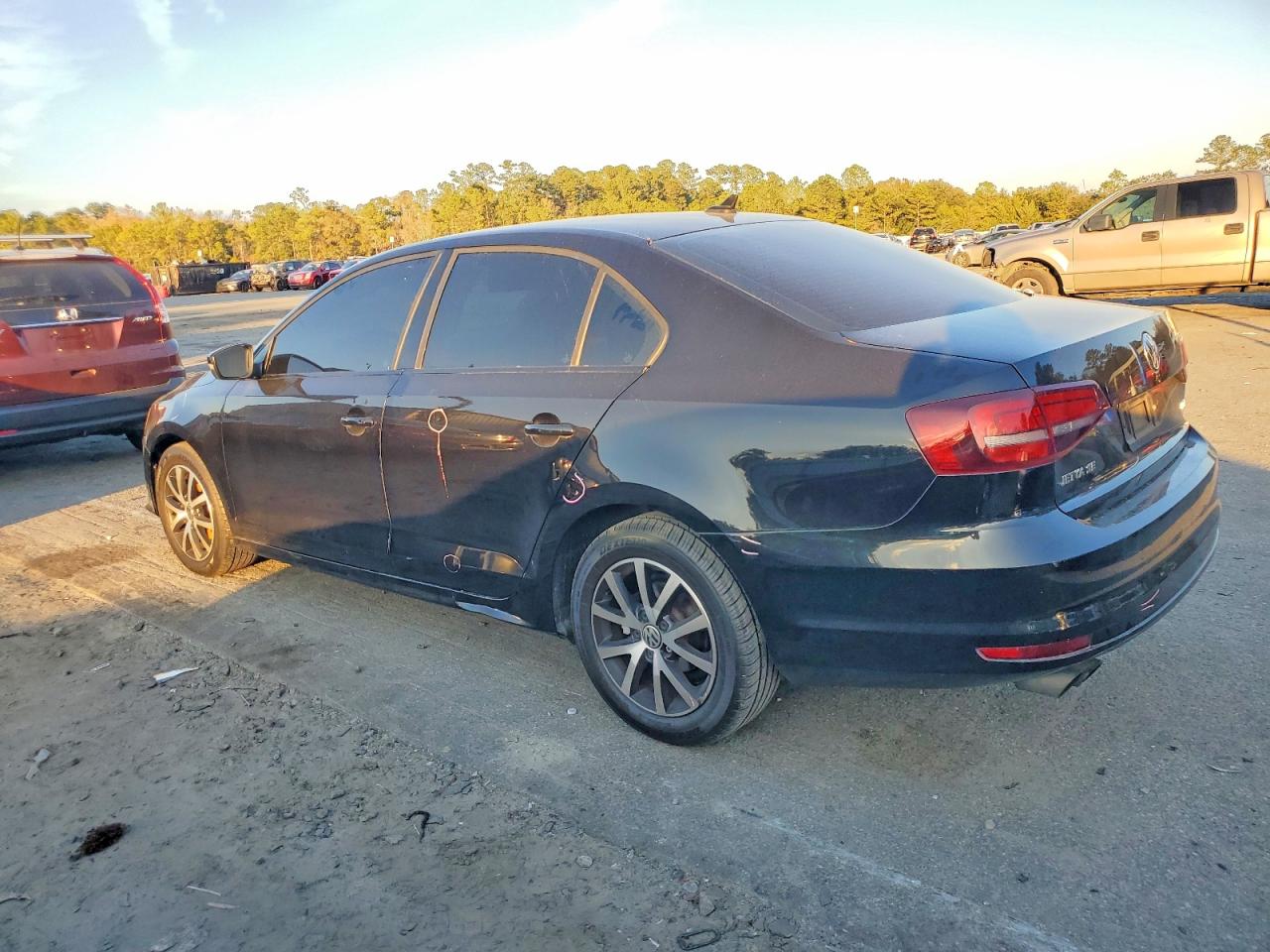 2017 VOLKSWAGEN JETTA SE photo 2