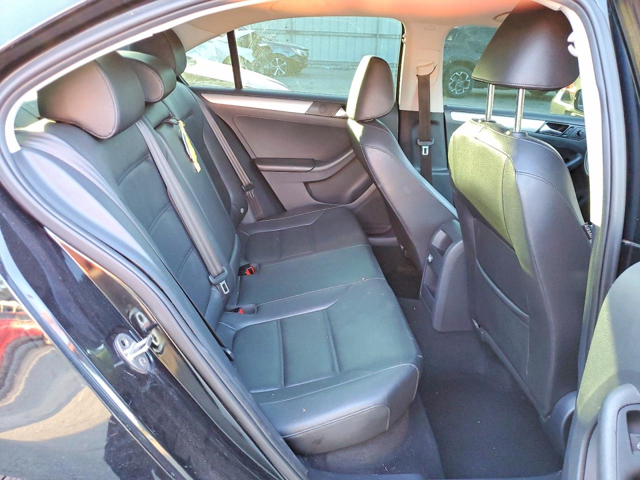 2017 VOLKSWAGEN JETTA SE photo 10