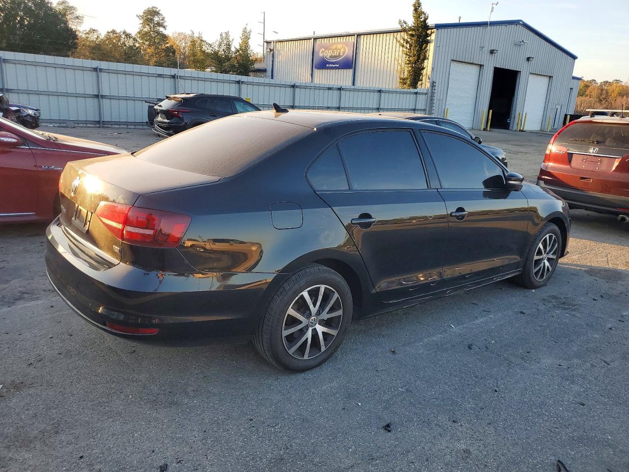 2017 VOLKSWAGEN JETTA SE photo 3