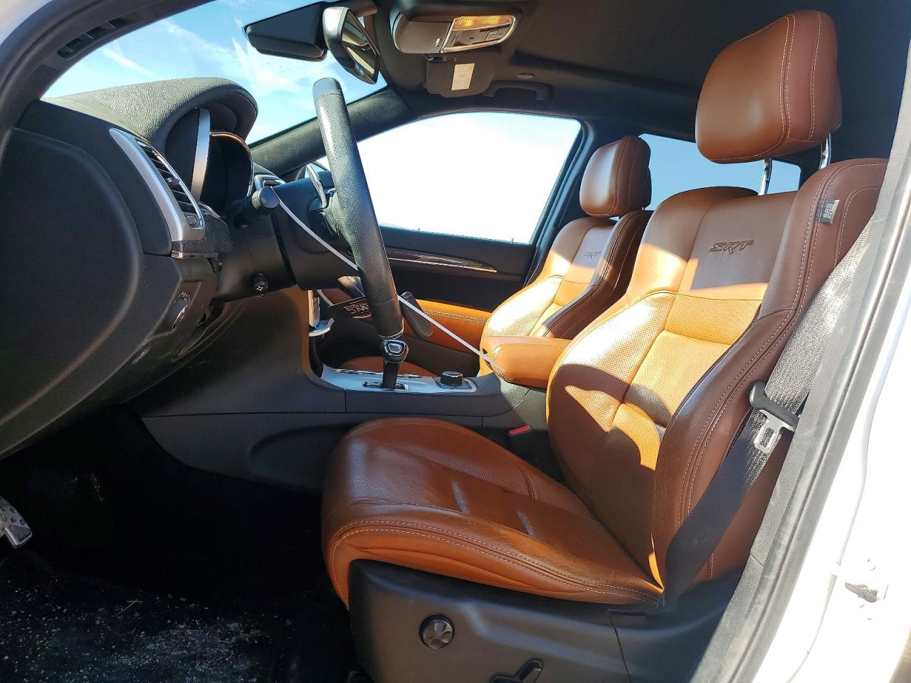 2015 JEEP GRAND CHEROKEE SRT-8 photo 7