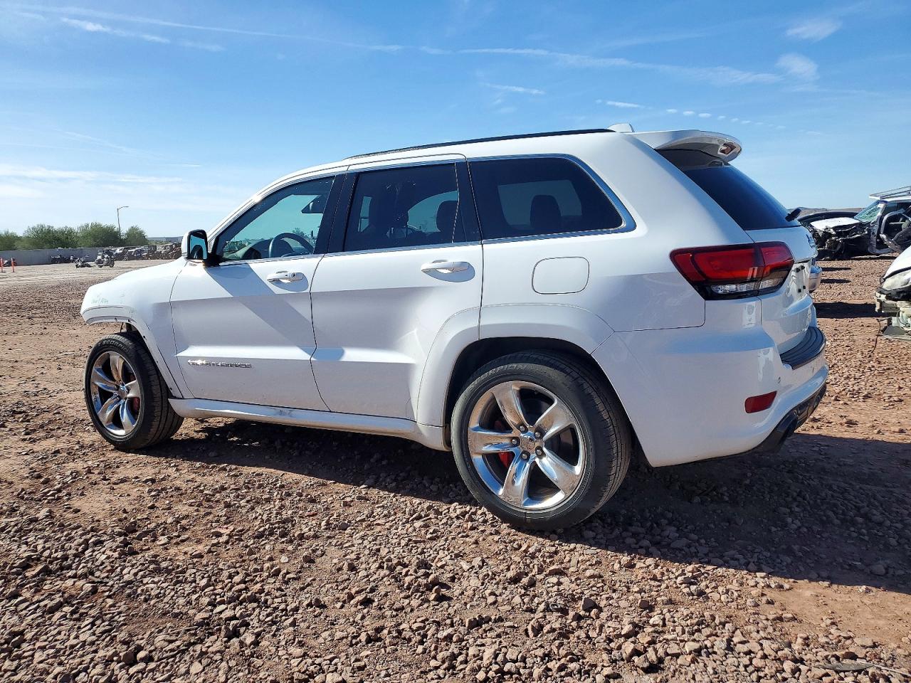 2015 JEEP GRAND CHEROKEE SRT-8 photo 2