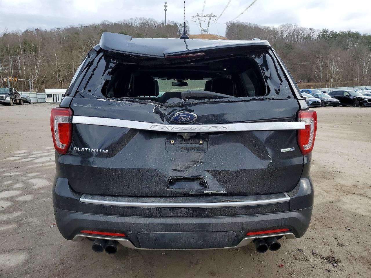 2018 FORD EXPLORER PLATINUM photo 11
