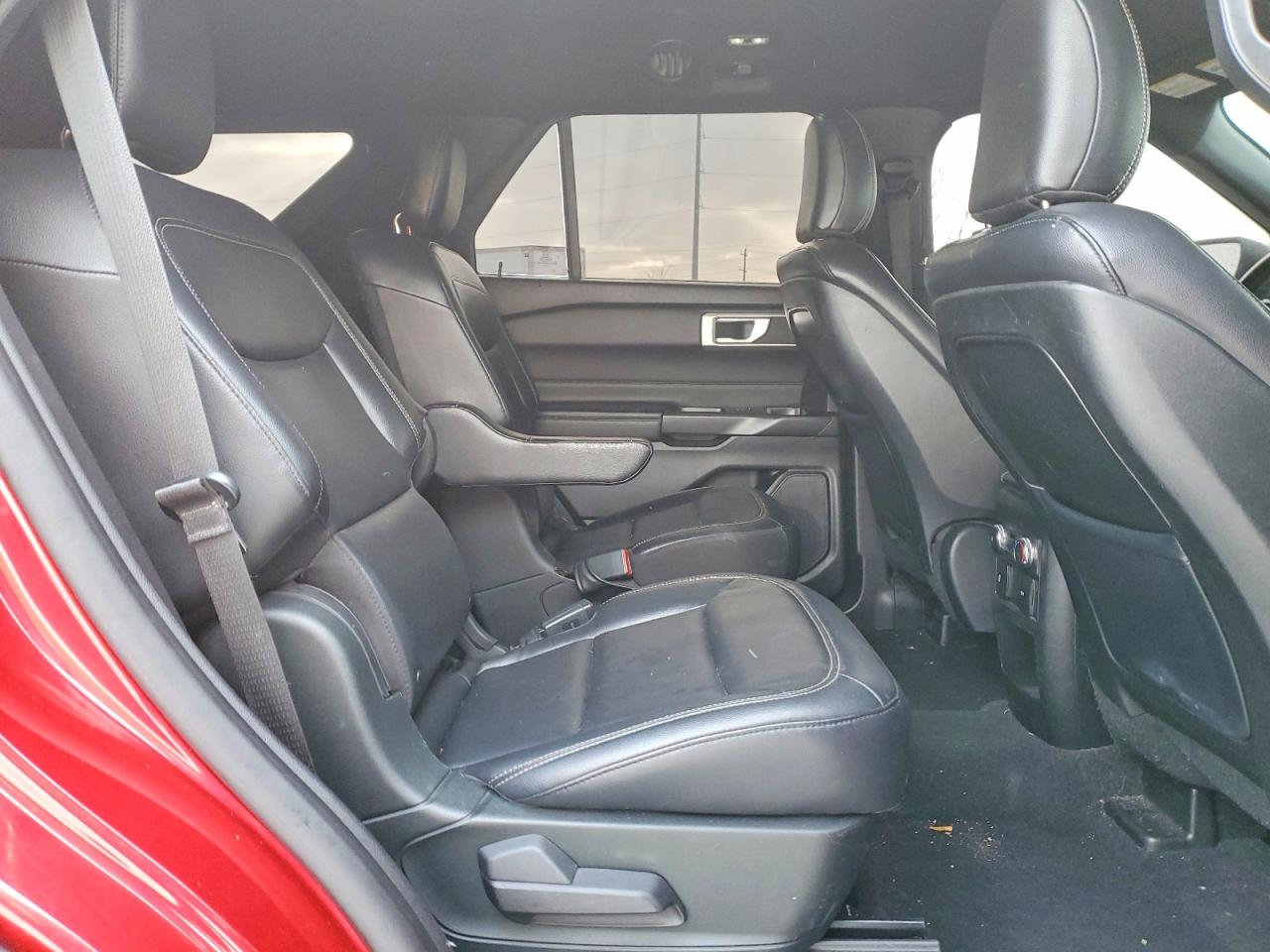 2020 FORD EXPLORER XLT photo 11
