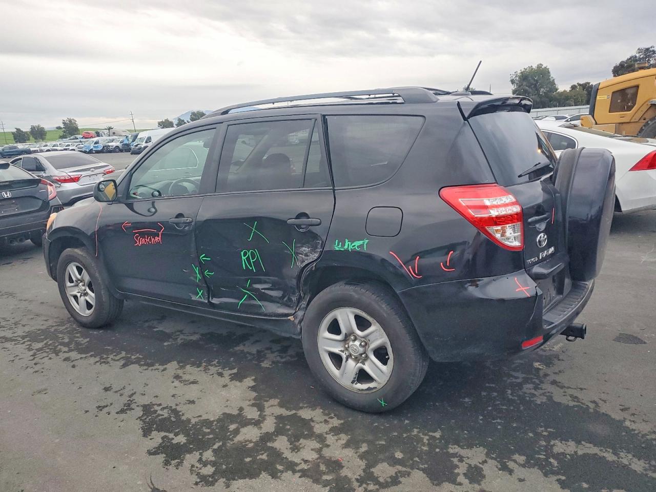 2010 TOYOTA RAV4 photo 2
