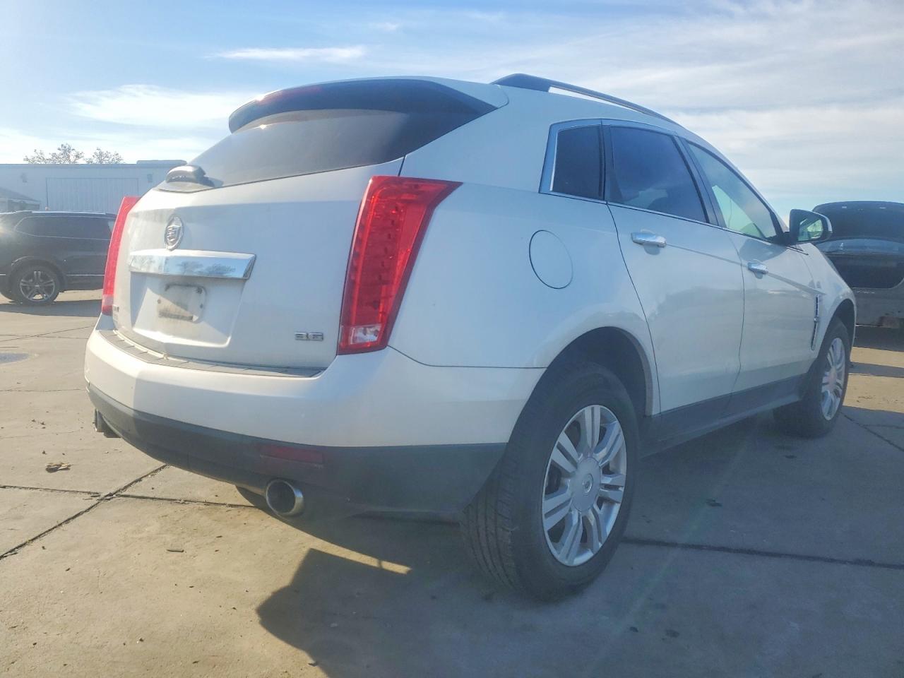 2012 CADILLAC SRX photo 3