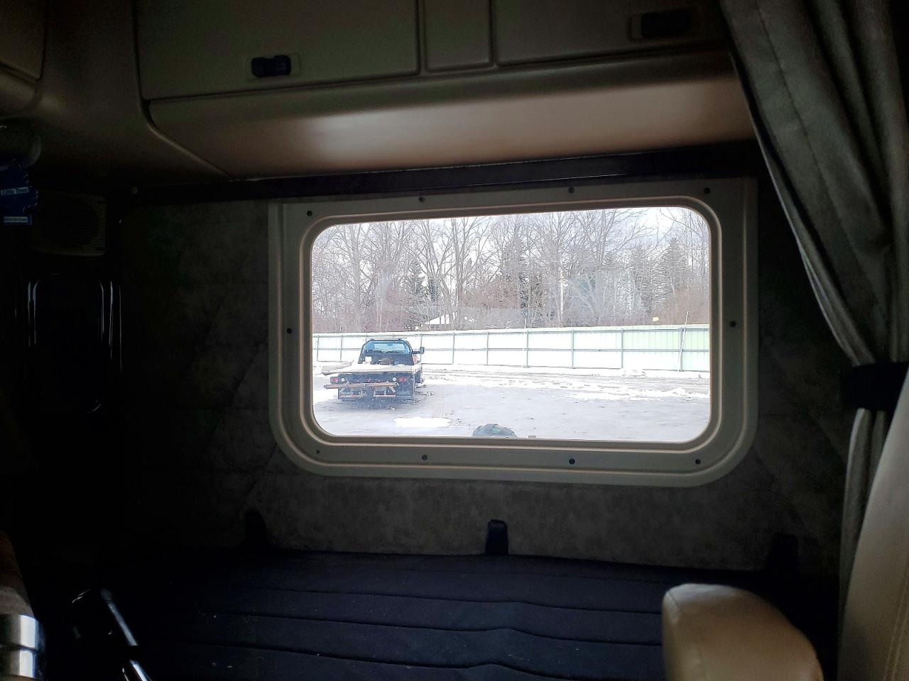 2019 FREIGHTLINER 122SD photo 11