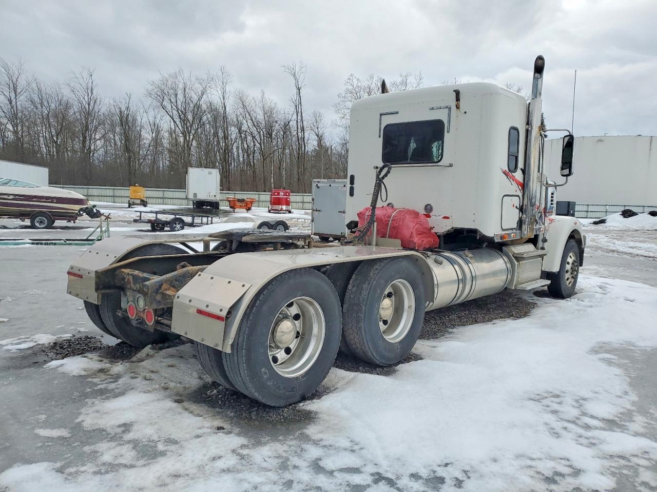 2019 FREIGHTLINER 122SD photo 7