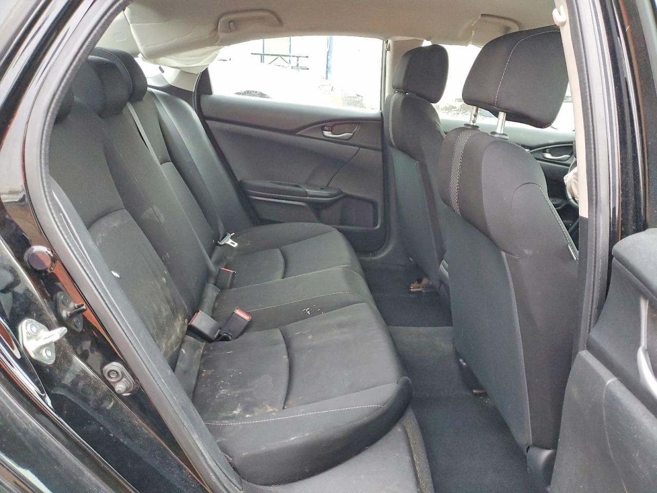 2020 HONDA CIVIC LX photo 19