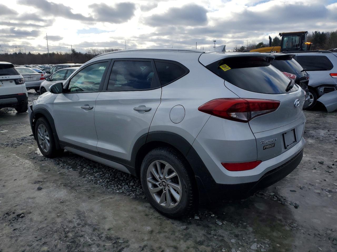 2018 HYUNDAI TUCSON SEL photo 4