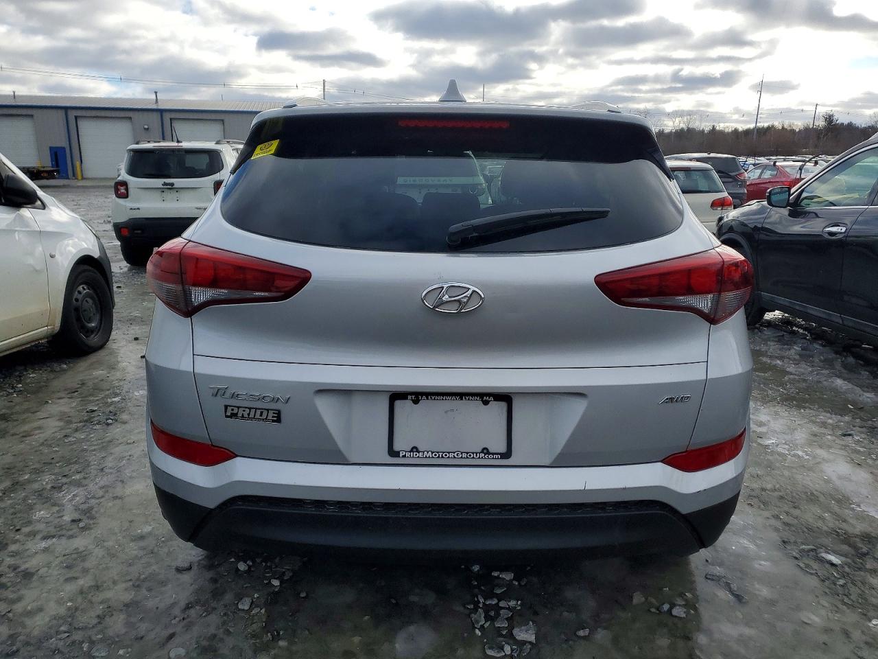 2018 HYUNDAI TUCSON SEL photo 16