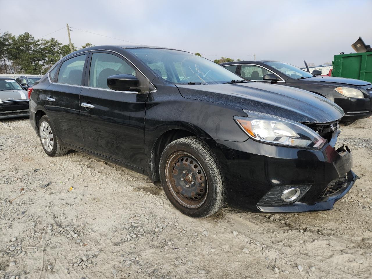 2017 NISSAN SENTRA S photo 4