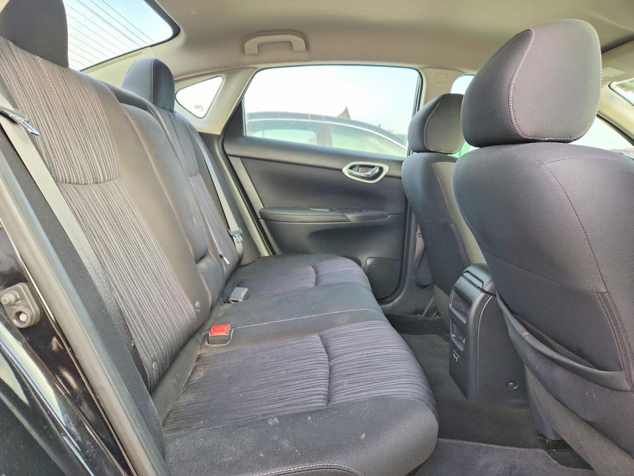 2017 NISSAN SENTRA S photo 10