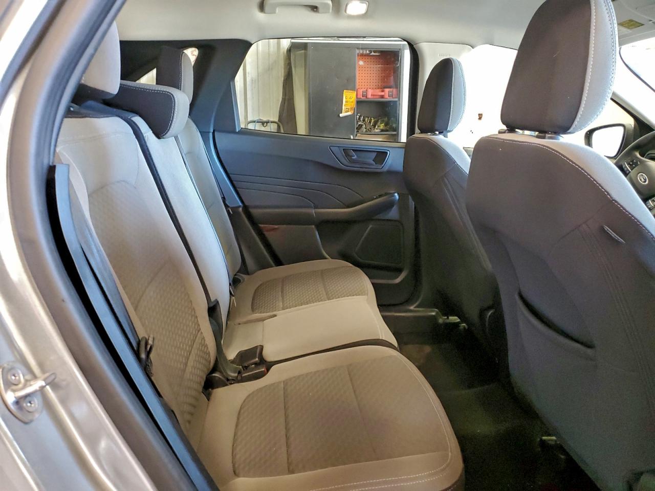 2022 FORD ESCAPE SE photo 11