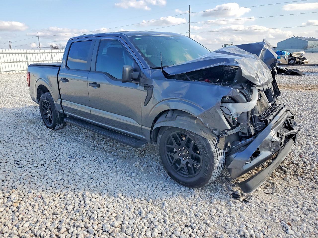 2024 FORD F150 STX photo 4