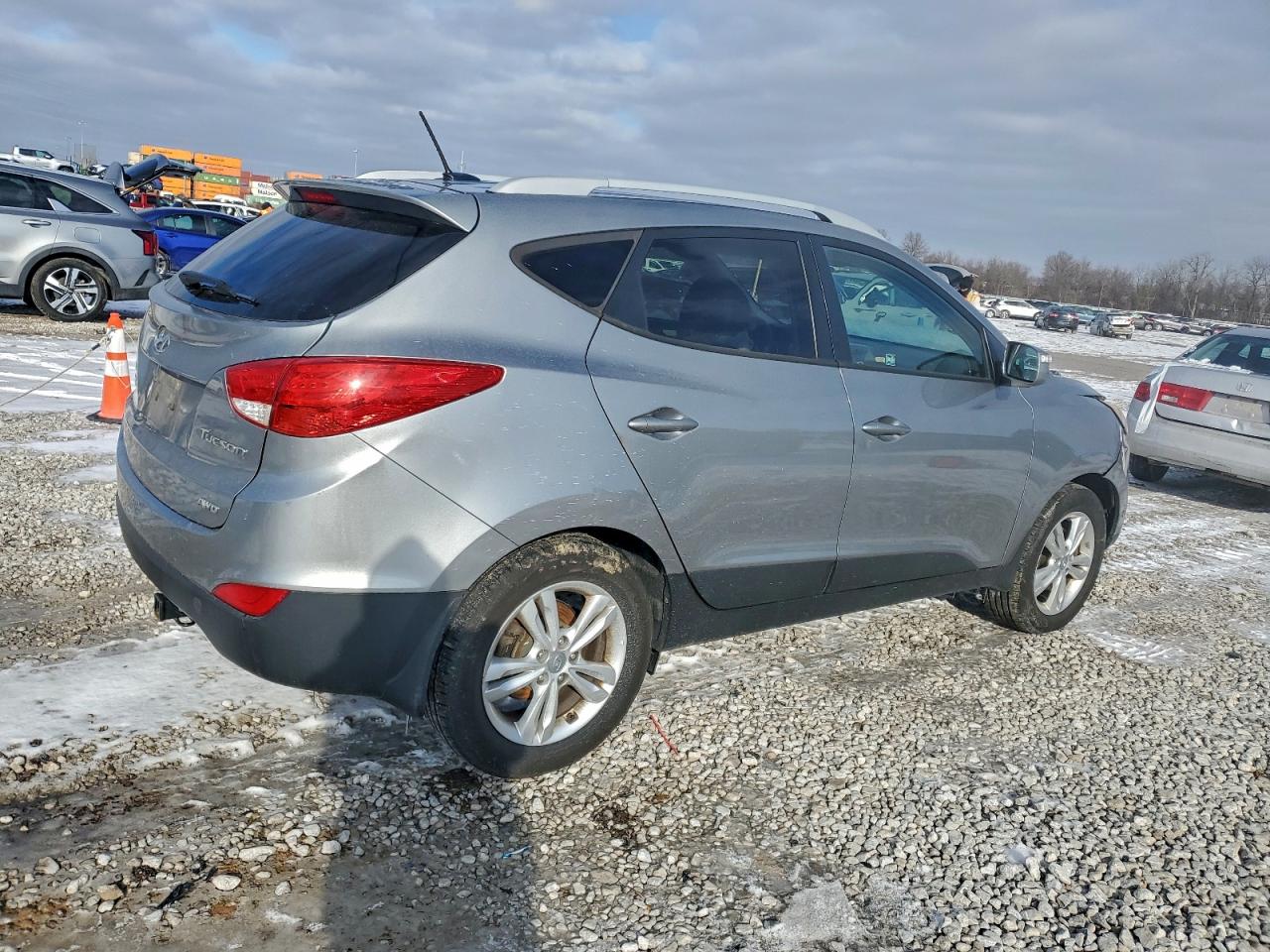 2013 HYUNDAI TUCSON GLS photo 3