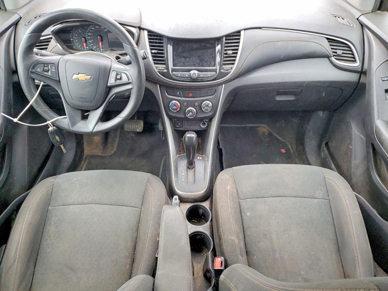 2021 CHEVROLET TRAX LS photo 8