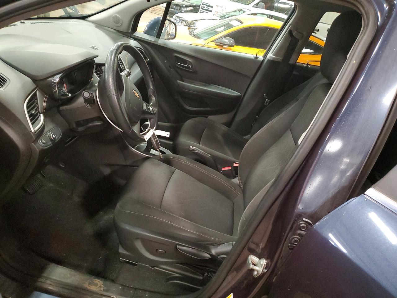 2019 CHEVROLET TRAX 1LT photo 13