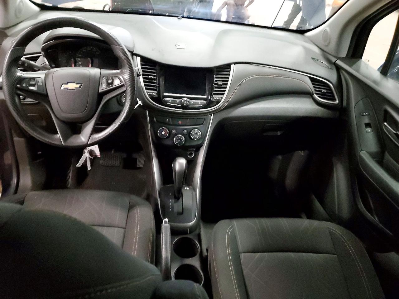 2019 CHEVROLET TRAX 1LT photo 15