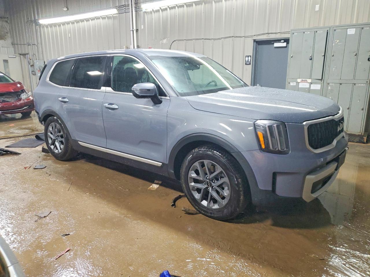 2025 KIA TELLURIDE LX photo 4
