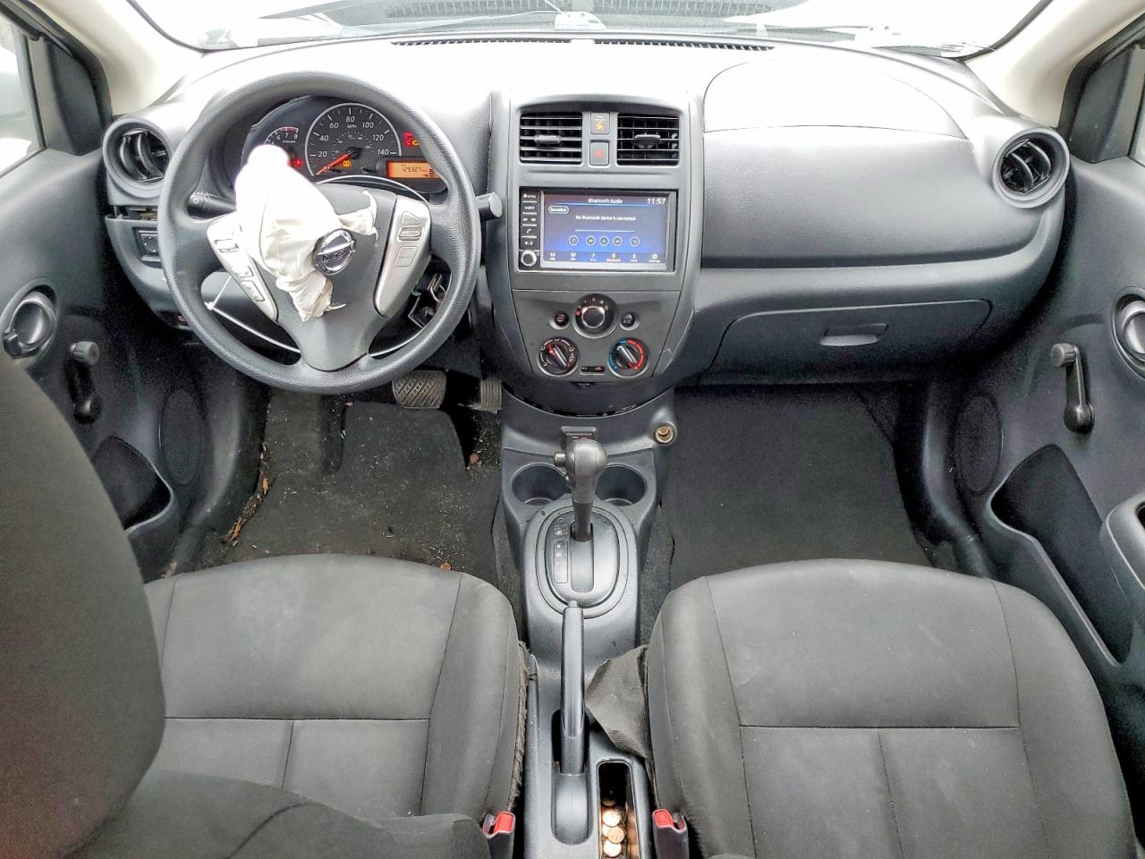 2019 NISSAN VERSA S photo 22