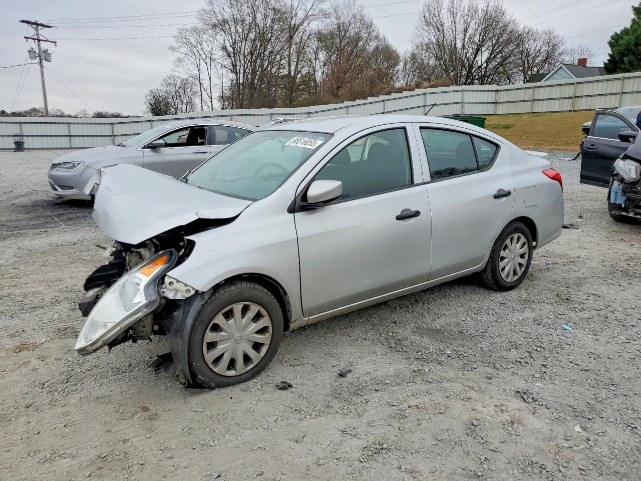 2019 NISSAN VERSA