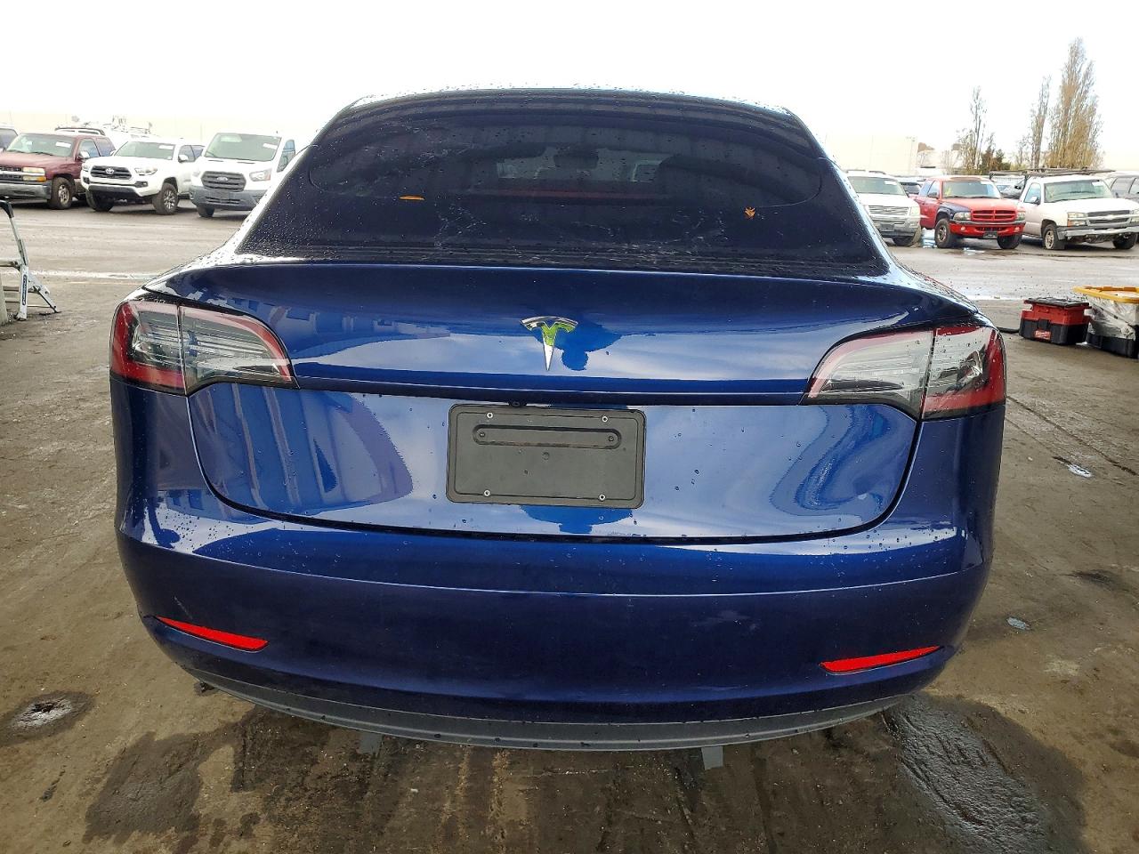 2023 TESLA MODEL 3 photo 6