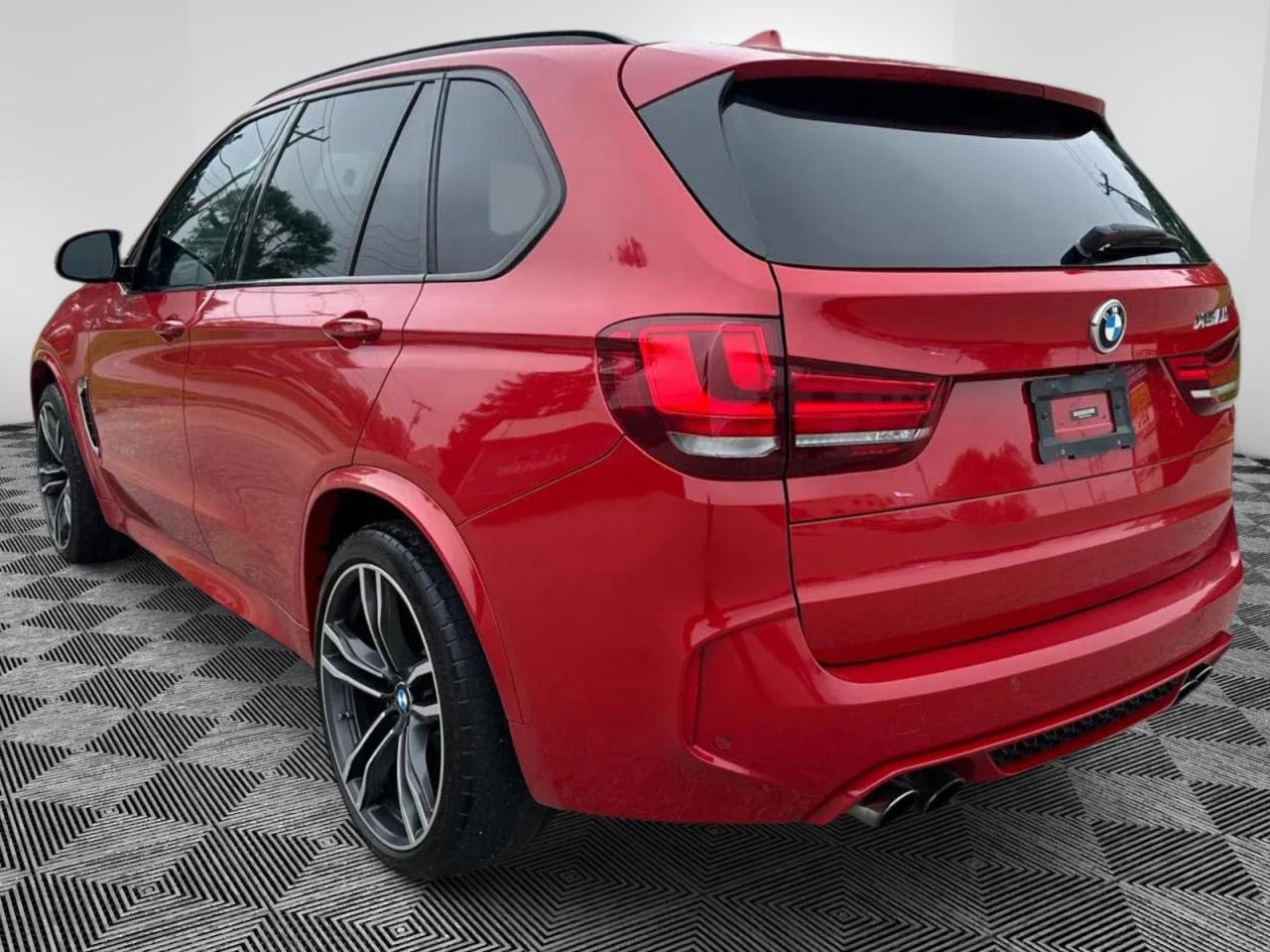 2016 BMW X5 M photo 3