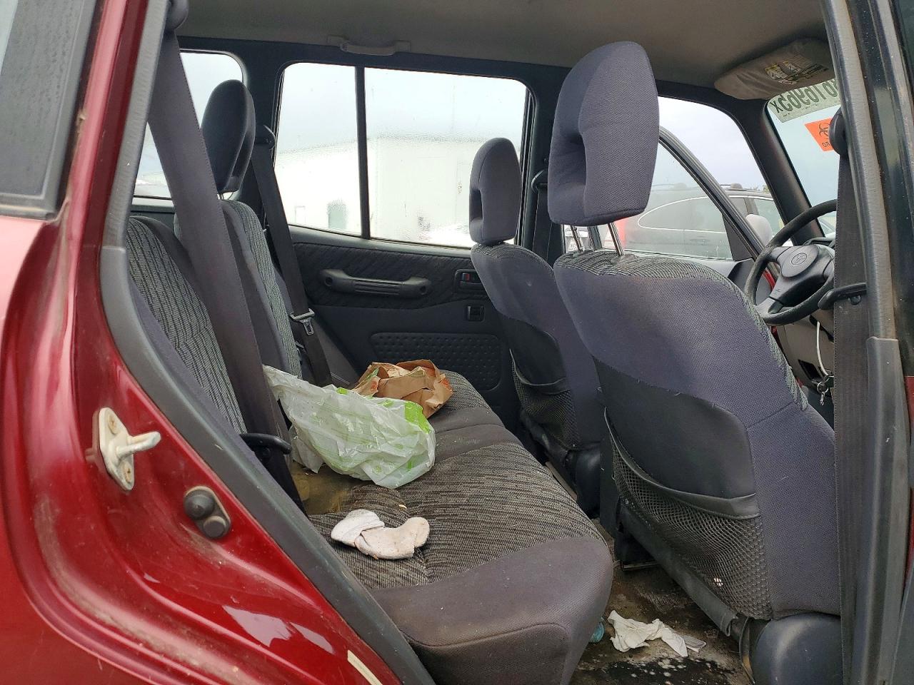 2000 TOYOTA RAV4 photo 11