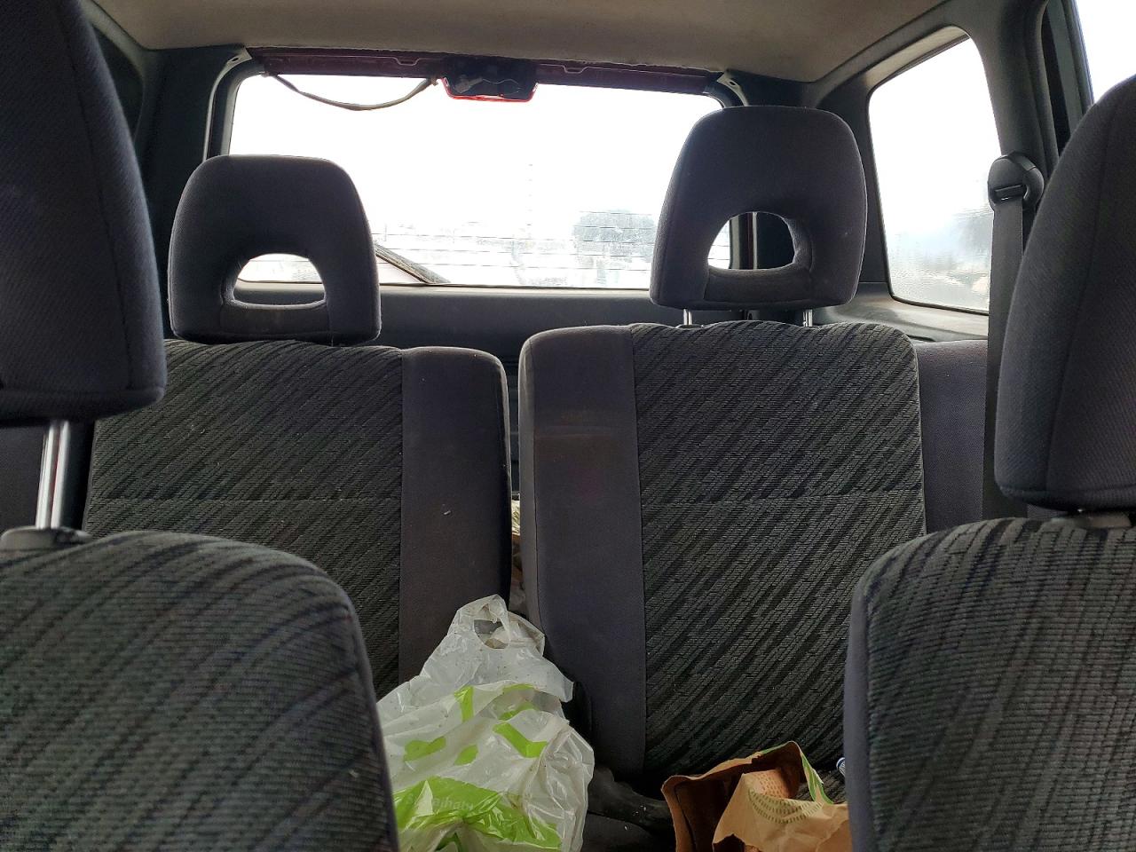2000 TOYOTA RAV4 photo 10