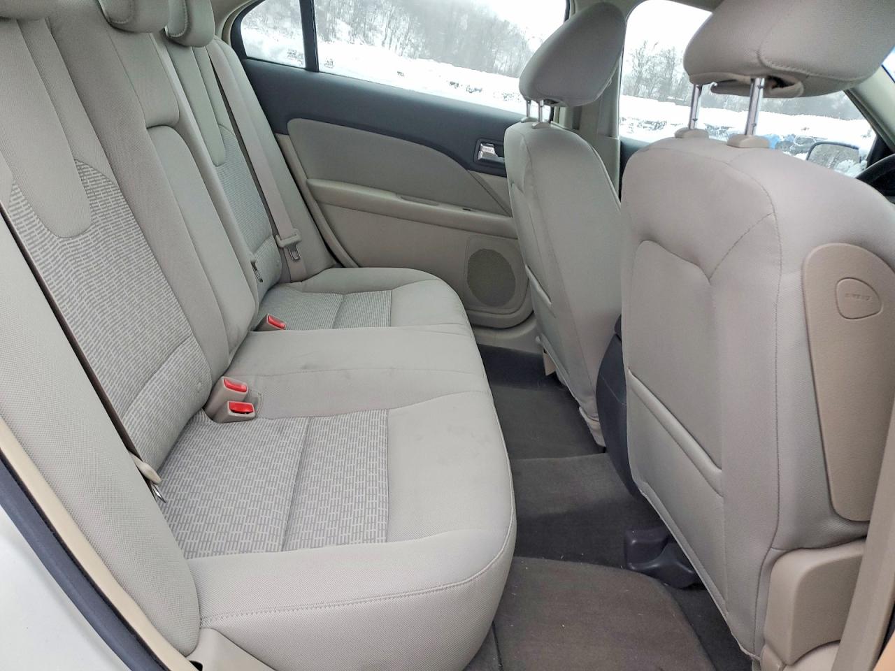 2010 FORD FUSION SE photo 19