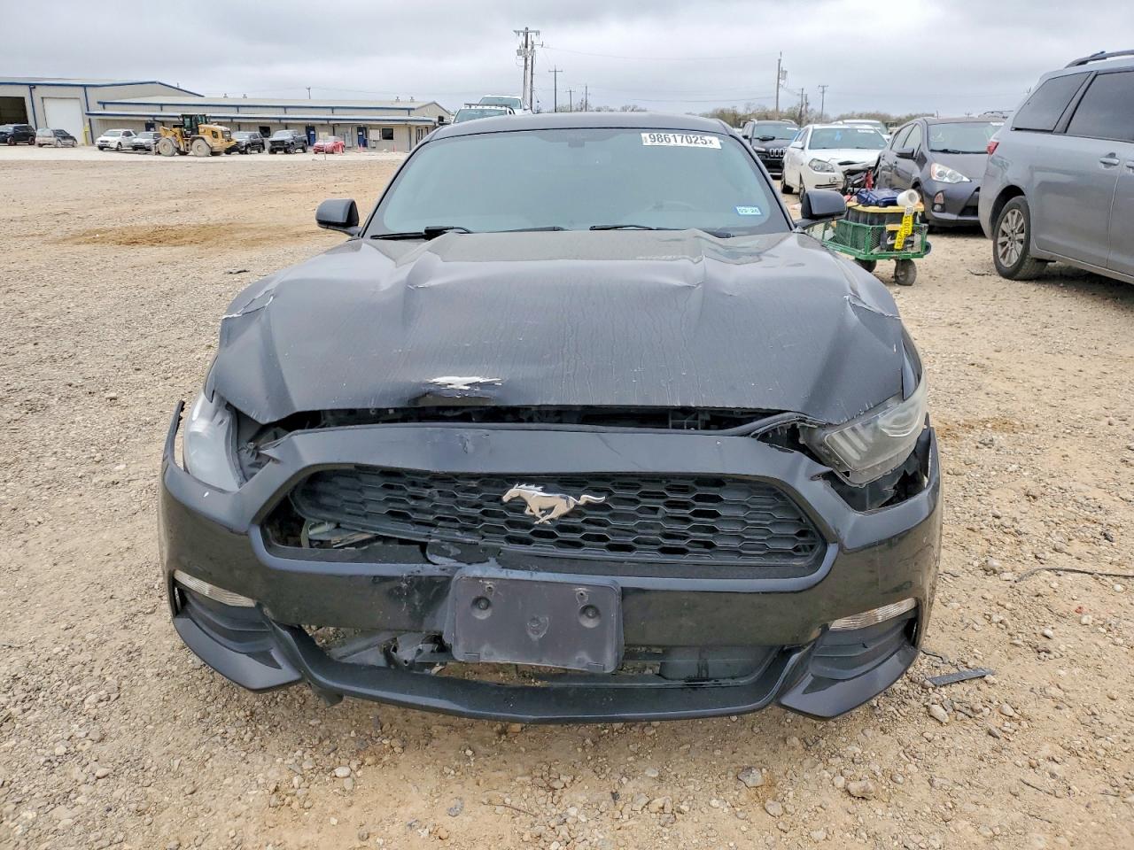 2016 FORD MUSTANG photo 9