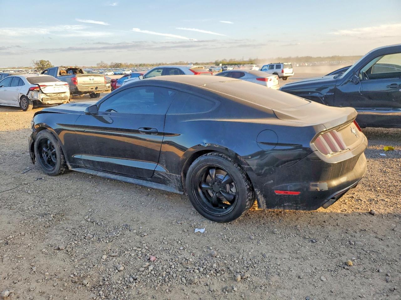 2016 FORD MUSTANG photo 3