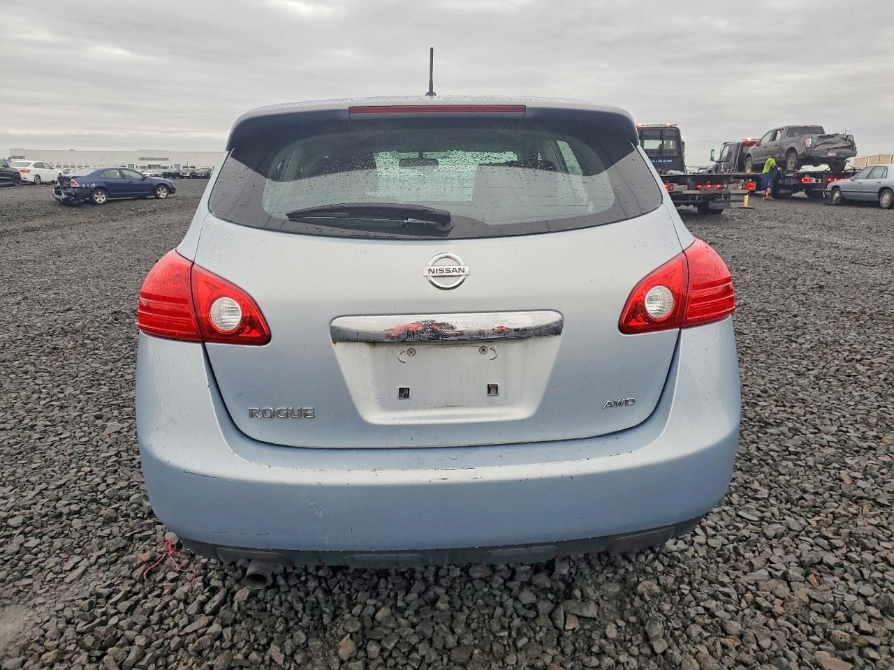 2013 NISSAN ROGUE S photo 6