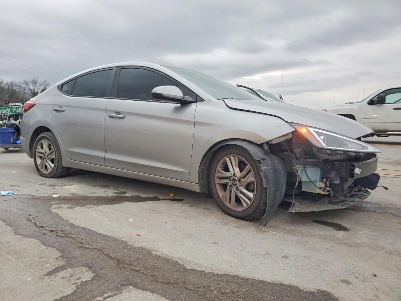 2020 HYUNDAI ELANTRA SEL photo 4