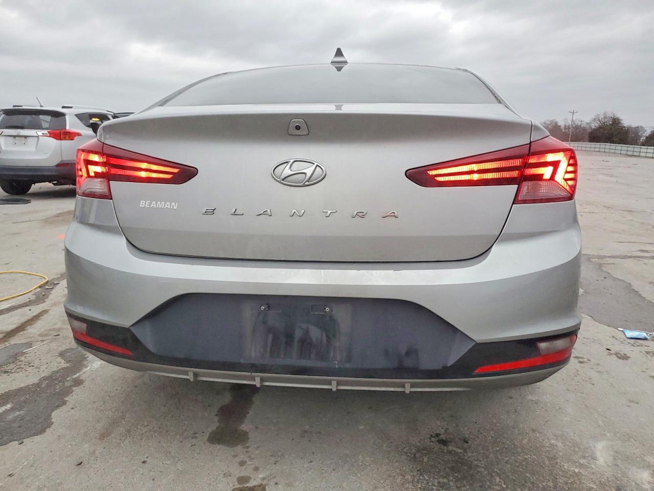 2020 HYUNDAI ELANTRA SEL photo 6