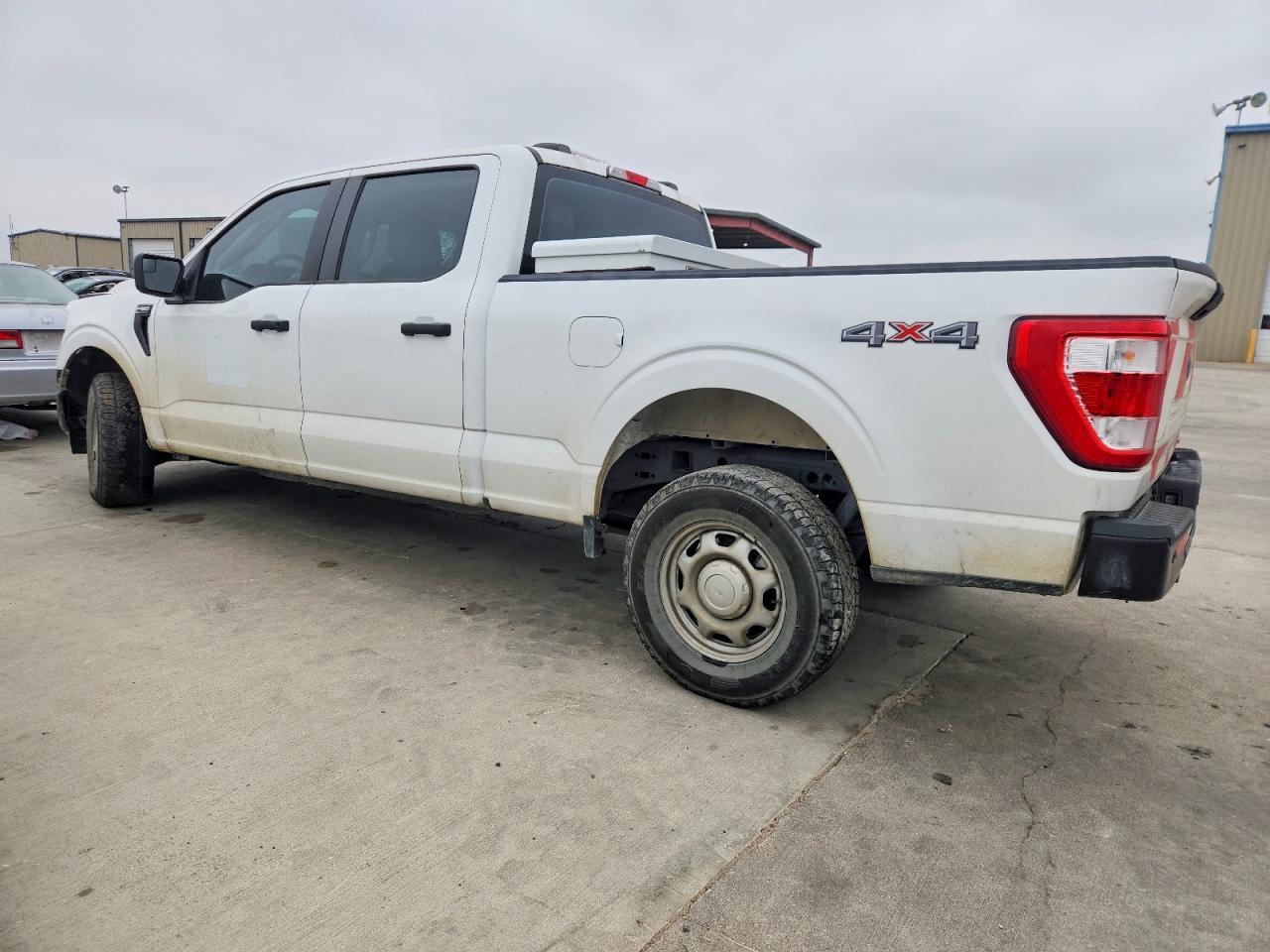 2023 FORD F150 SUPERCREW photo 2