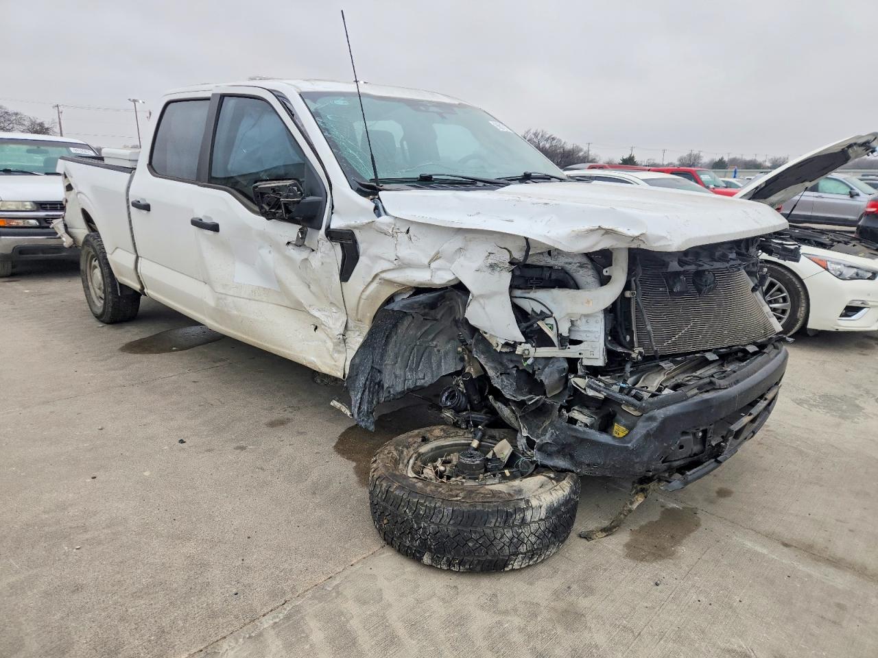 2023 FORD F150 SUPERCREW photo 4