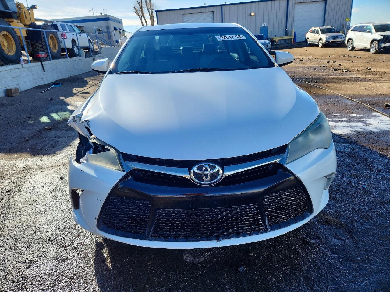 2016 TOYOTA CAMRY LE photo 5