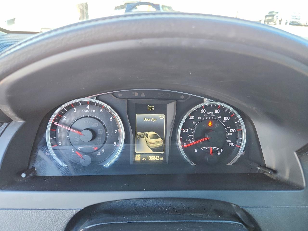 2016 TOYOTA CAMRY LE photo 9