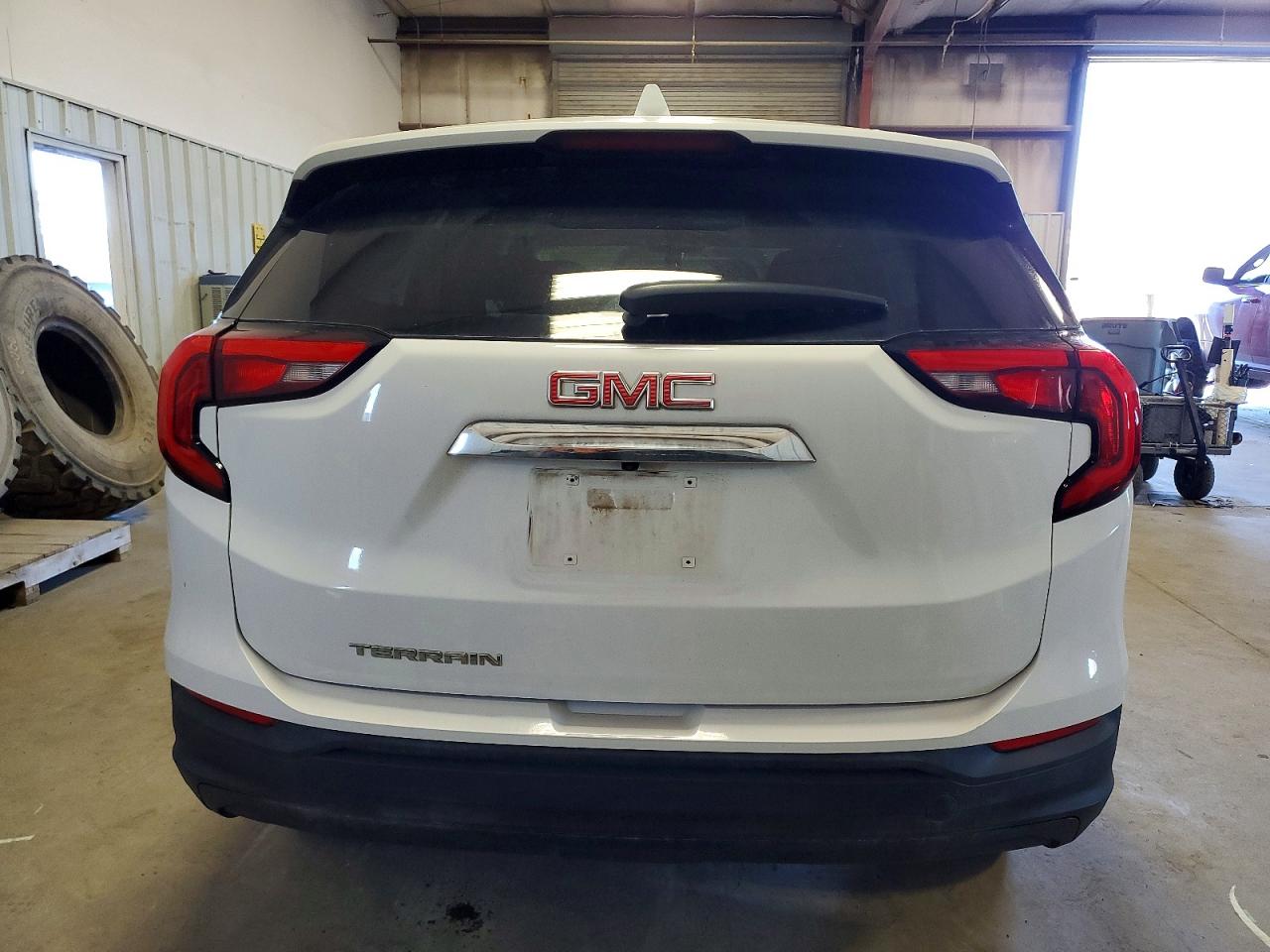 2019 GMC TERRAIN SLE photo 6